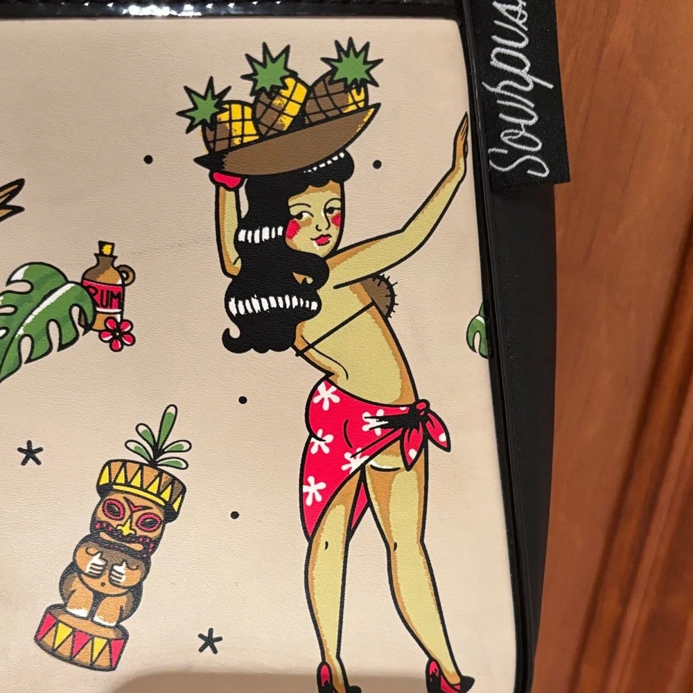 Sourpuss Black and Red Hula Dancers Shoulder Bag - Picture 4 of 7
